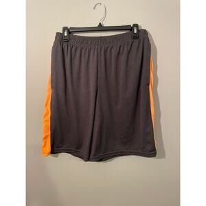 Champion Basketball Shorts - XL